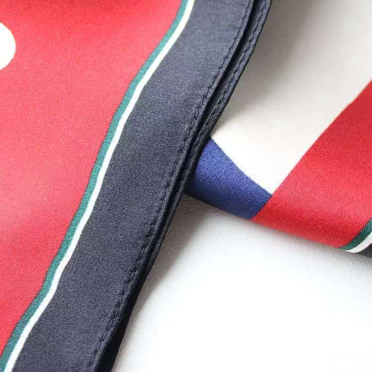 30pcs Wholesale Lot 100% Silk Square Scarf