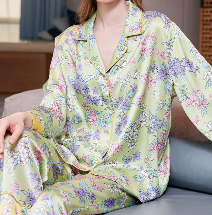 Women's 19MM 100% Silk Pajamas Set Print Silk Sleepwear