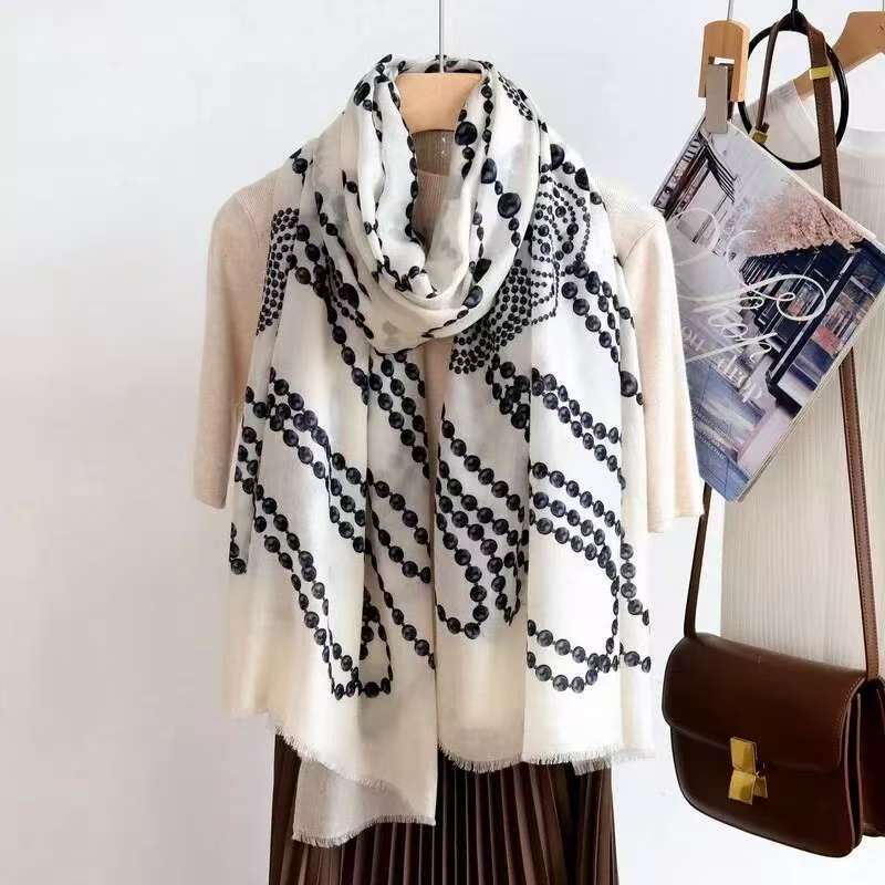 100% Cashmere Long Scarf Soft & Warm Wool Wrap Classic Animal Pattern 200×100cm